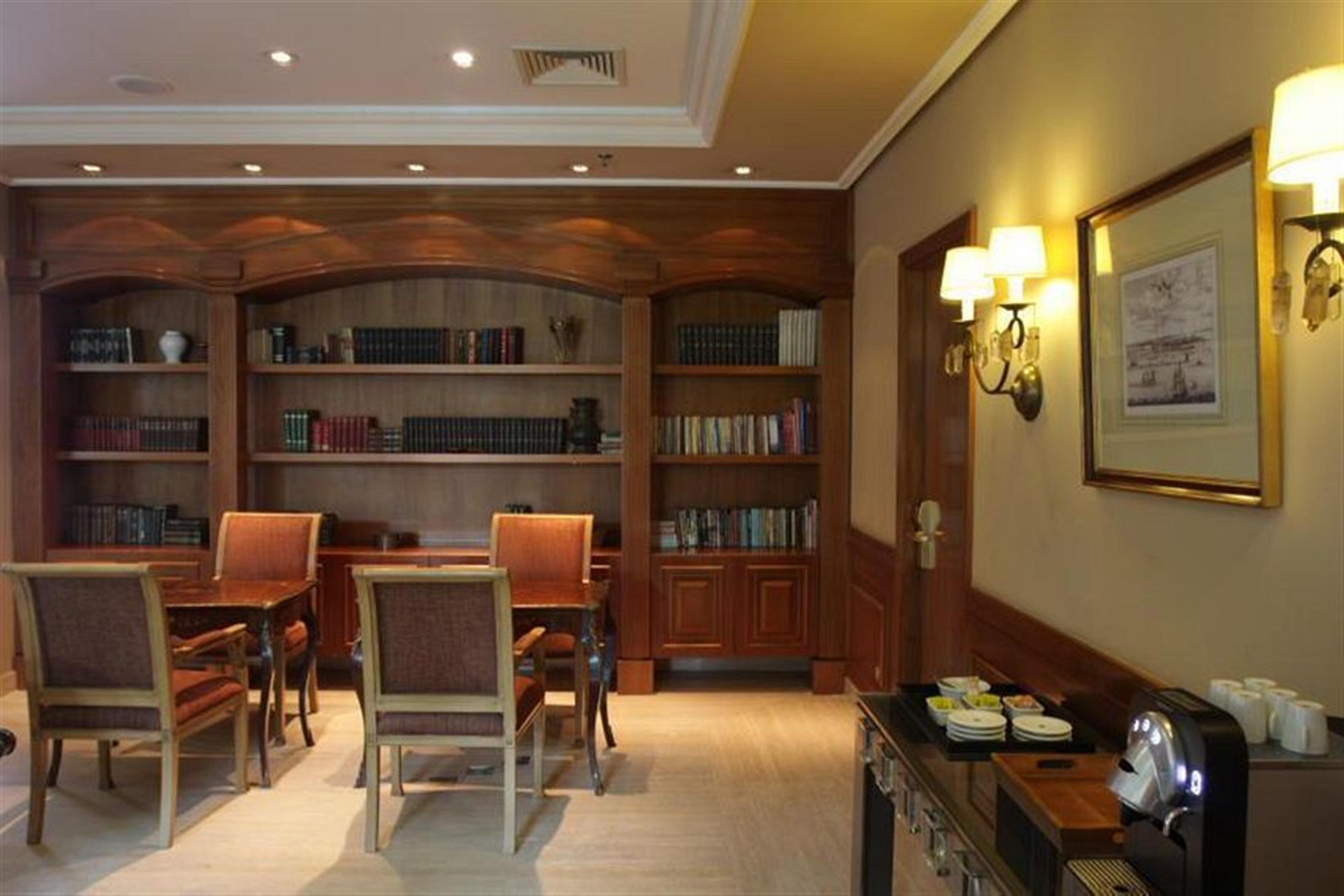 Gran Estanplaza Berrini Hotel Sao Paulo Bagian luar foto Library